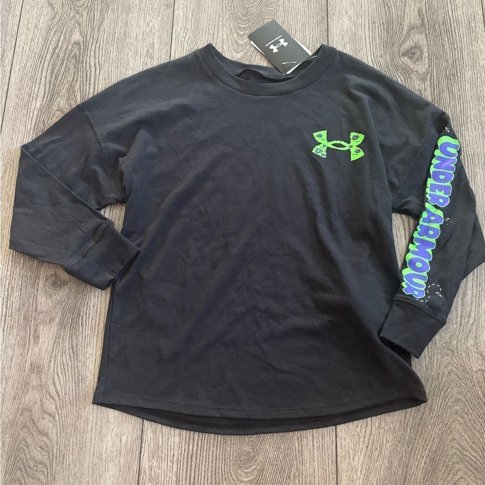 Under Armour Kids Black and Green Long Sleeve Tee